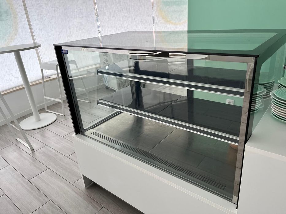 Vitrine refrigerada