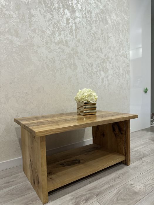 Журнальний столик