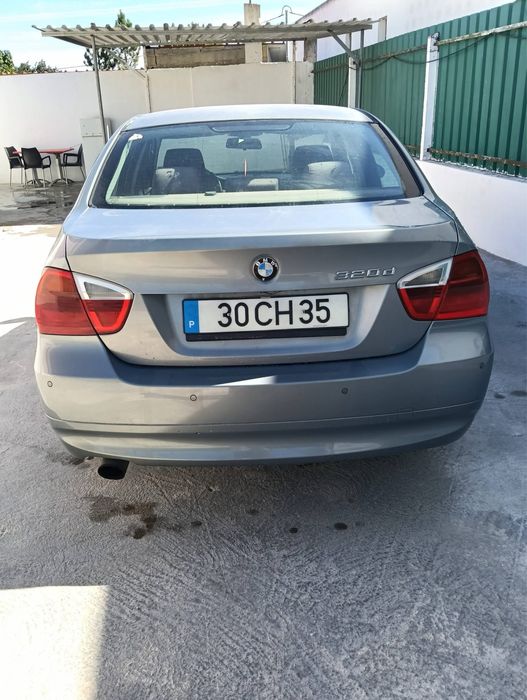 Vendo BMW 320d de 2006 foto 2