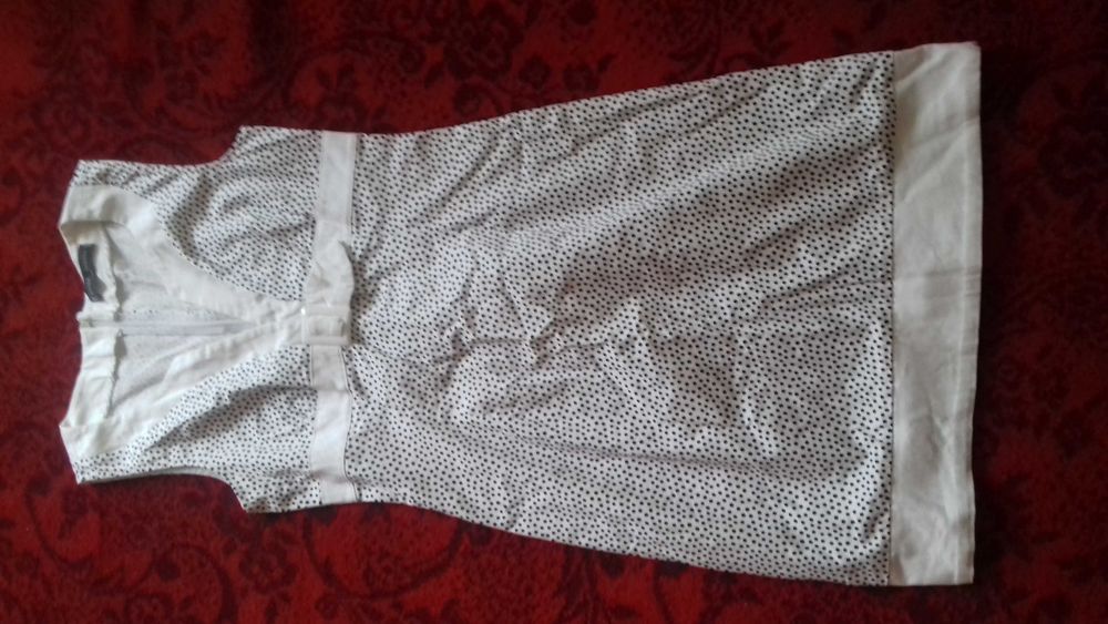 Платье нарядное белое в черный горошек и черное в белый горошек