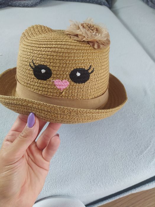 Kapelusz dziewczęcy