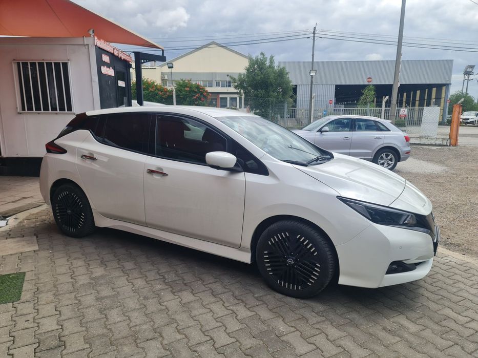 Nissan Leaf N-Connecta Full Led