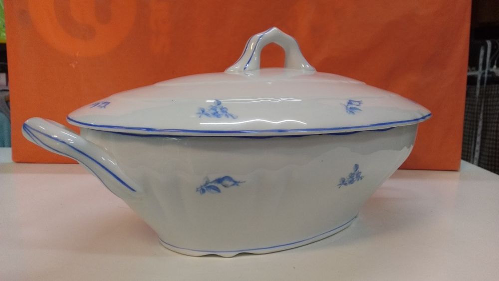 Terrina em loiça antiga (novo)