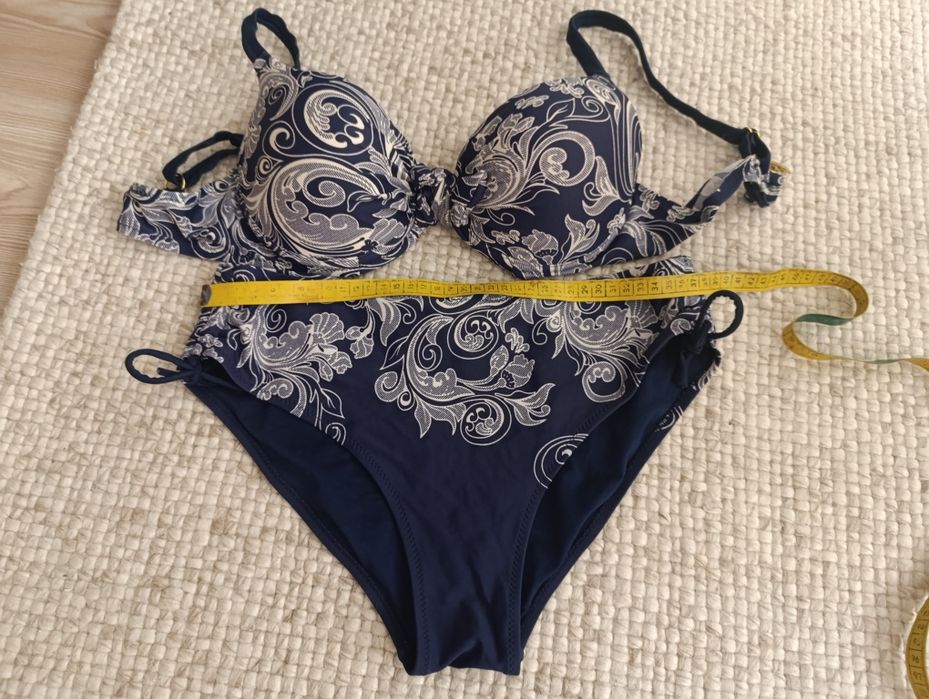 Strój kąpielowy XL firmy Sweet Secret granatowy