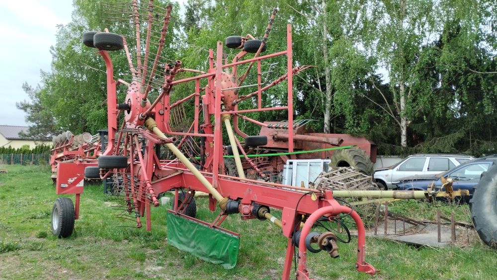 Zgrabiarka Kverneland Claas Lely