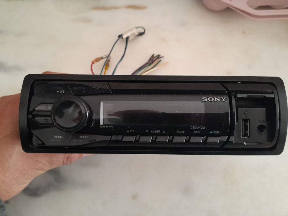 Rádio Sony DSX-A4OUI frente removível Fm/ USB/ Aux