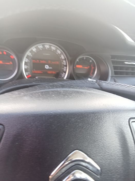 Citroën C5 2.0 HDi 163cv Exclusive Sedan (2014) – Mítica Suspensão Hydractive III+ (Estado Irrepreensível)