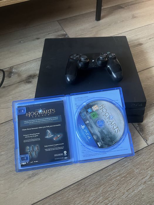 Ps4 pro + Hogwarts Legacy
