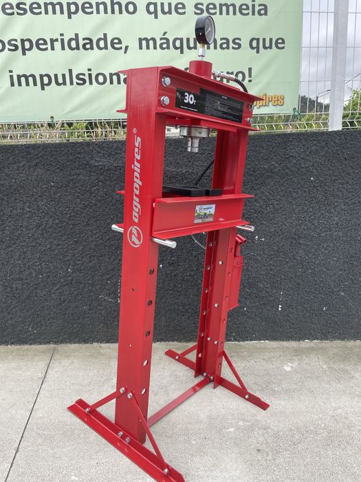Prensa hidraulica 30 ton. com manometro