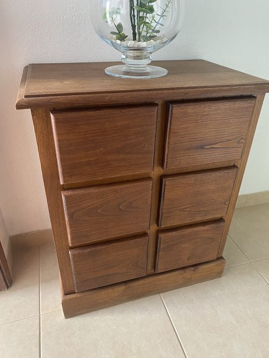 Mesa de Cabeceira 6 gavetas