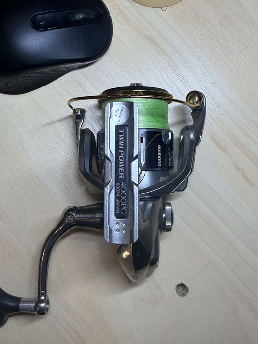 Катушка Shimano Twin Power 4000PG 9+1BB 4.4:1