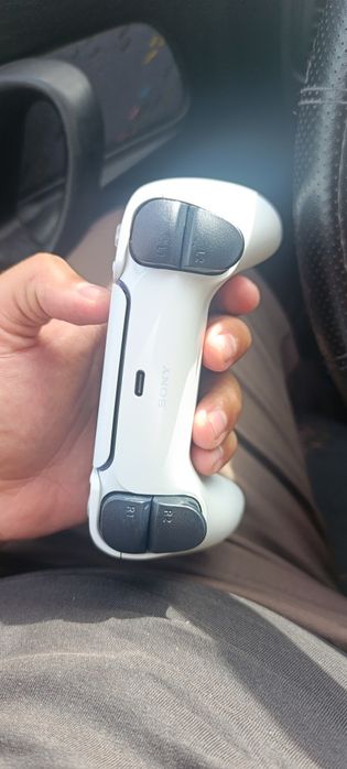 Comando ps5 usado grade C comprado na Cex