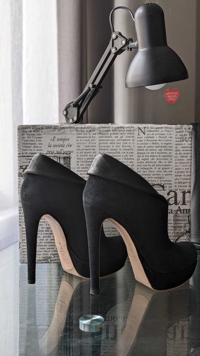 buty damskie 36r Luciano Carvari