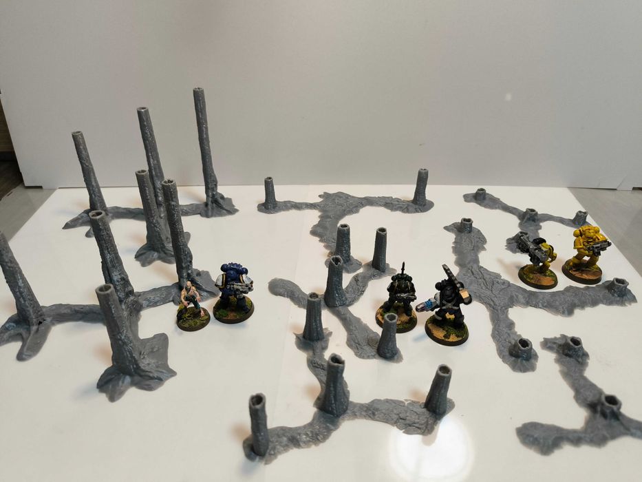 Podstawki (pnie) na drzewa Diorama Makieta D&D RPG