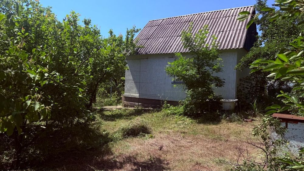 Продам дачу в пригороде Харькова. Посёлок Высокий.