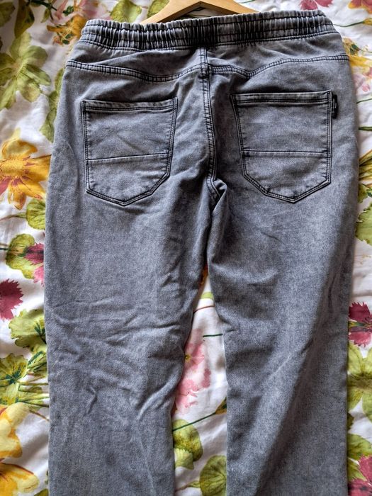 spodnie jogger Szare Haus 34