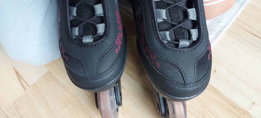 Zestaw Rolki damskie r 38  firmy K2 kinetic ABEC 5 kask ochraniacze to