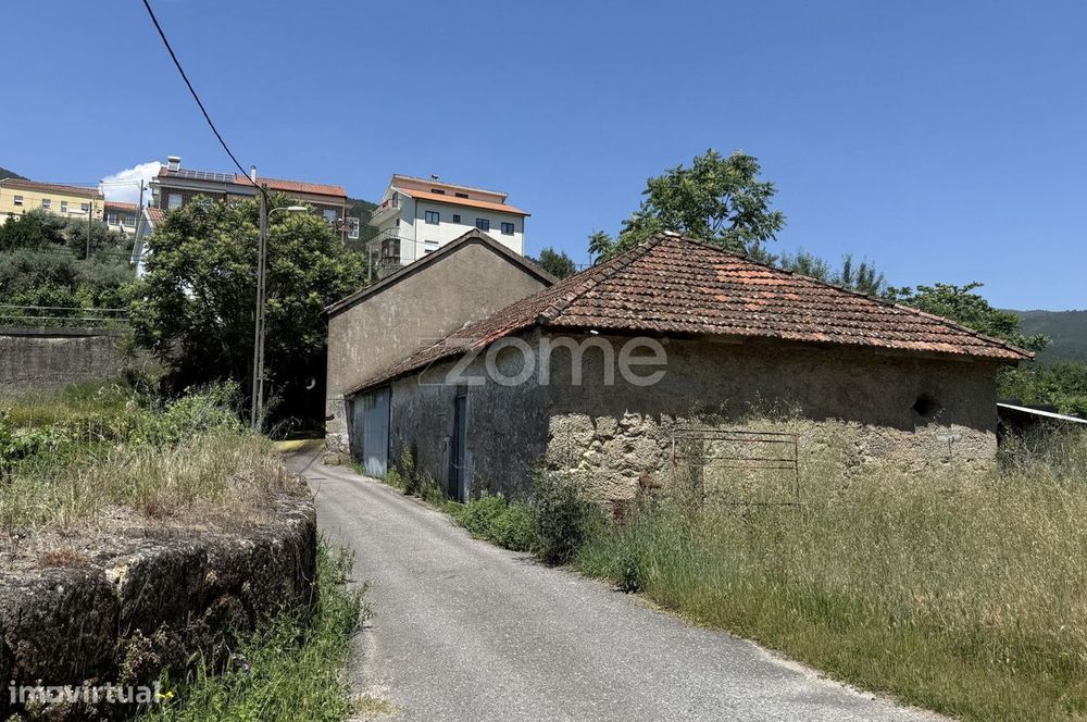 Quinta com lagar e moagem| Teixoso, Covilhã