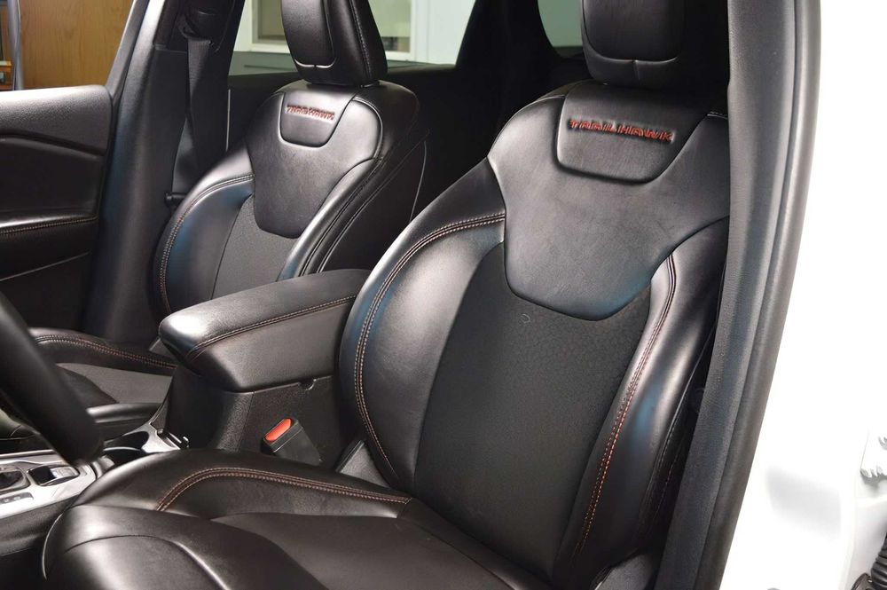 Jeep Cherokee      2019