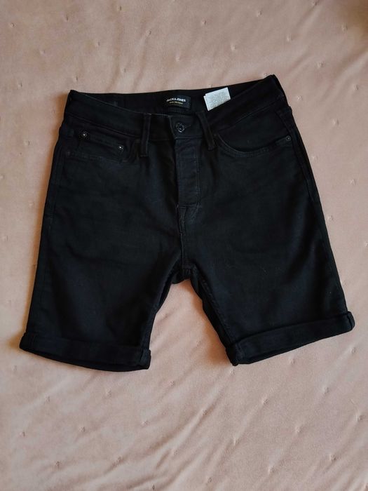 Чоловічі шорти чорного кольору. Jack & Jones