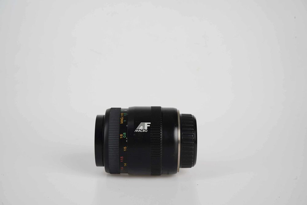 Cosina AF 100mm f/3.5 macro