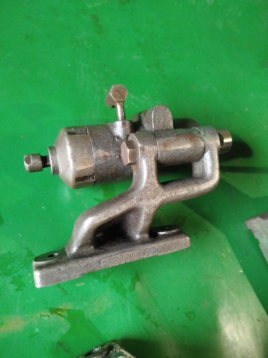 stary osprzet do szlifierki narzedziowej