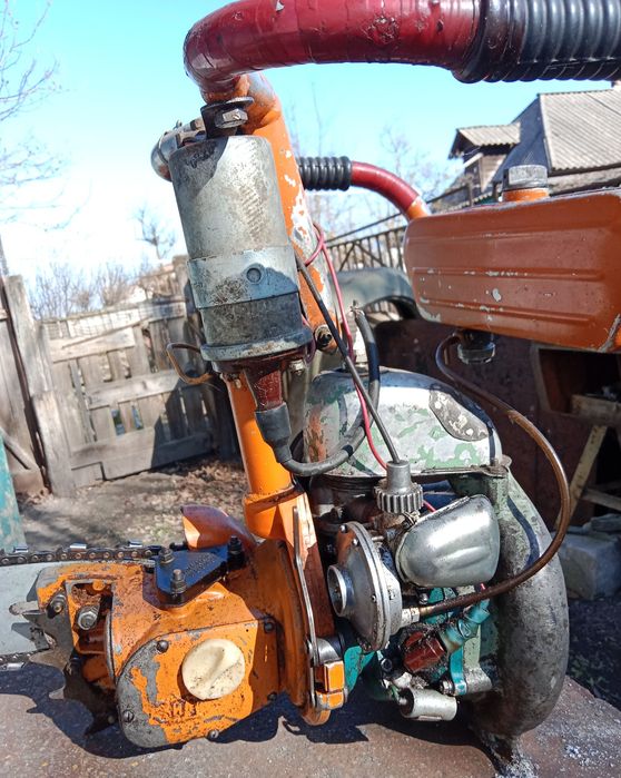Бензопила Дружба 4 в робочому стані