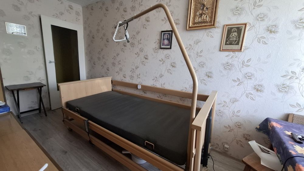 Łóżko rehabilitacyjne elektryczne