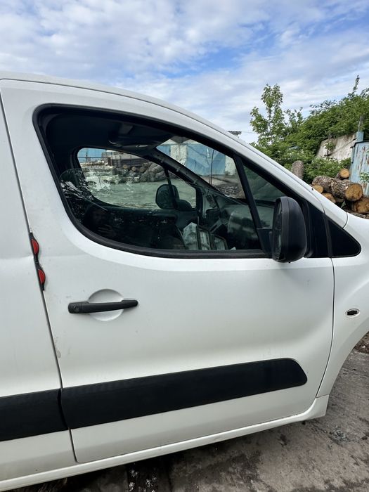 Двері передні здвижні Пежо Партнер Ситроен Берлинго В9 розборка