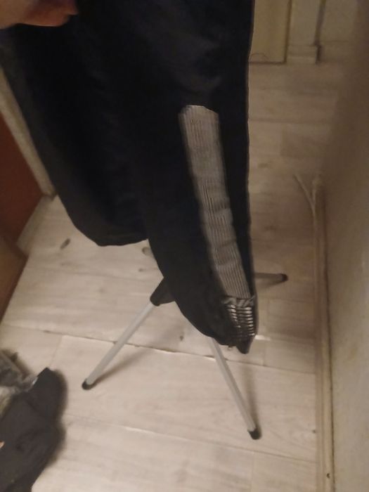 CArne spodnie ala ortalion matowy z czerwonym napisem NIKE R. L