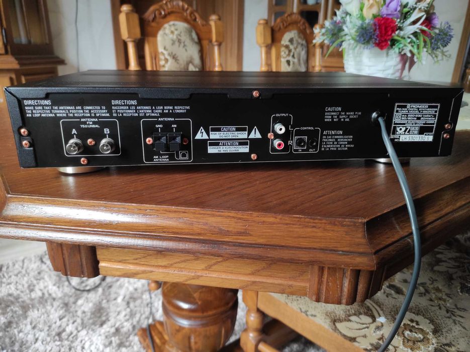 Tuner Pioneer F-550RDS