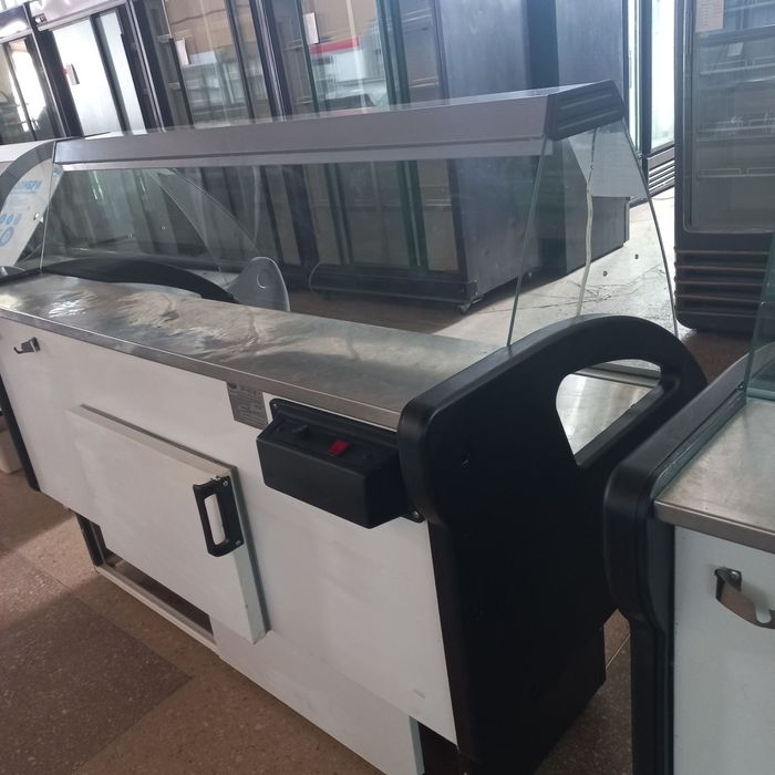 Витрина холодильная РОСС. 1.3 м. и 1.6 метра