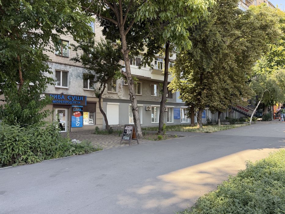 Продаж комерційного приміщення на Малому ринку