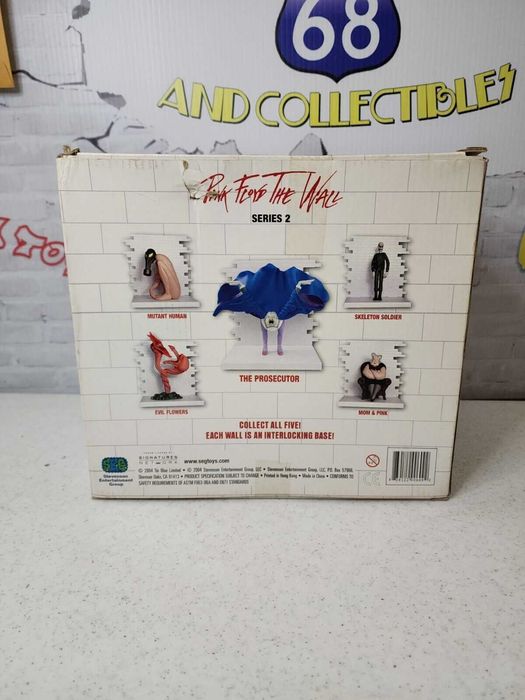 Коллекционная фигурка   Pink floyd The Wall The Prosecutor Series 2