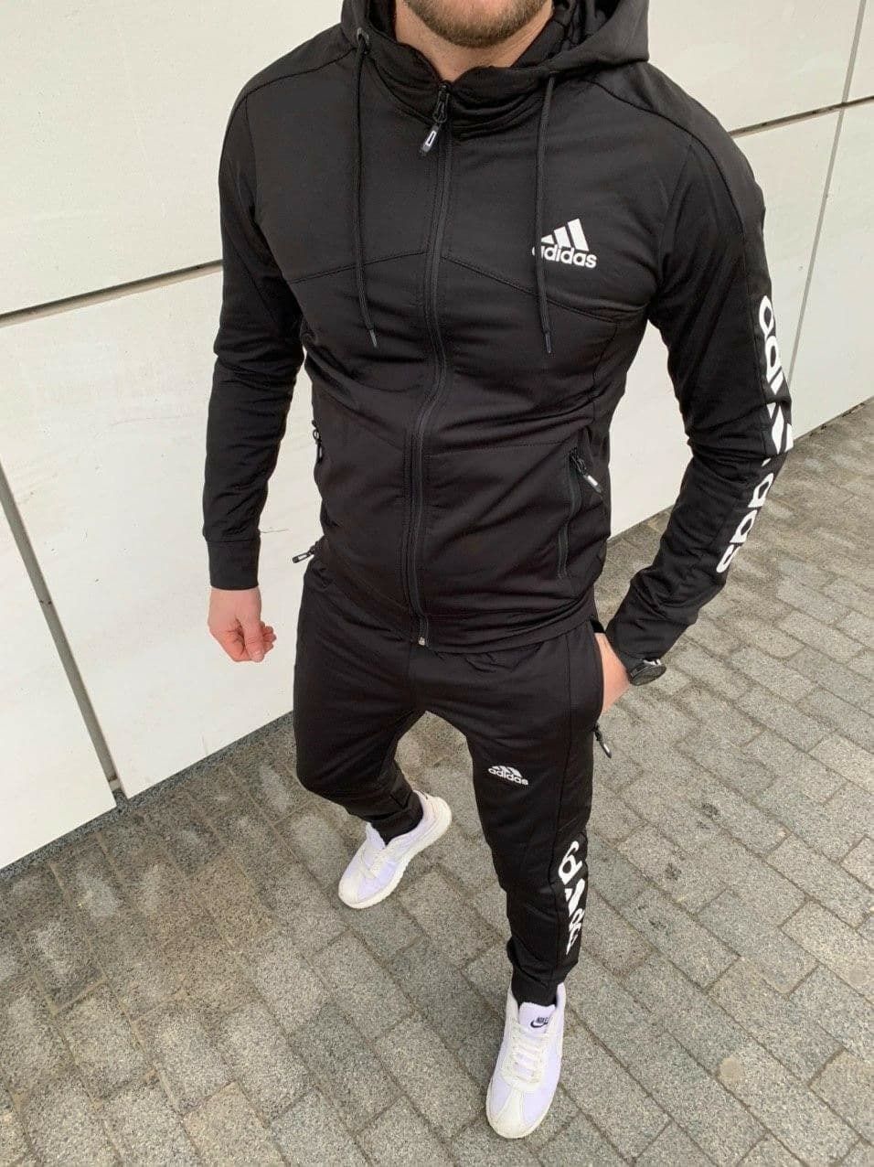 Чоловічий спортивний костюм Adidas. Чоловічий спортивний костюм Адідас ...