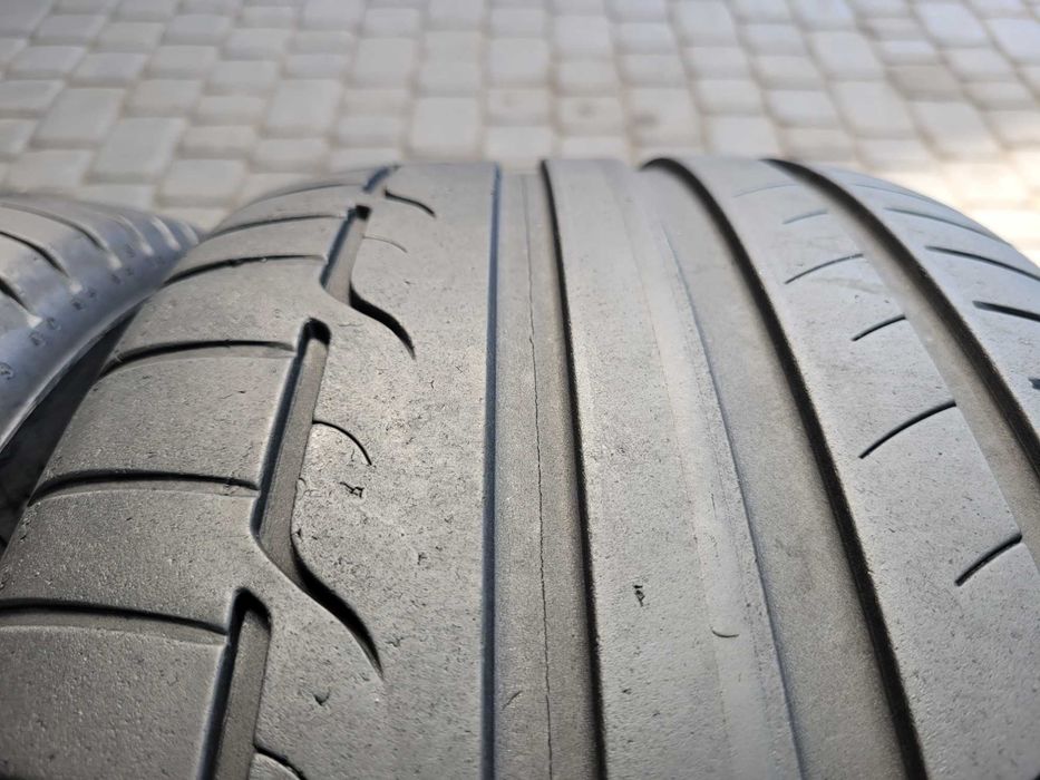 245 /35  R 19    Dunlop