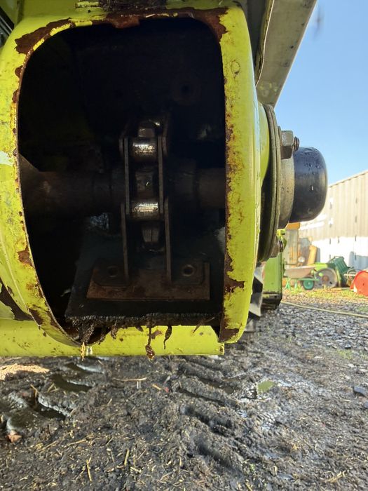 Комбайн зернозбиральний Class Dominator 76