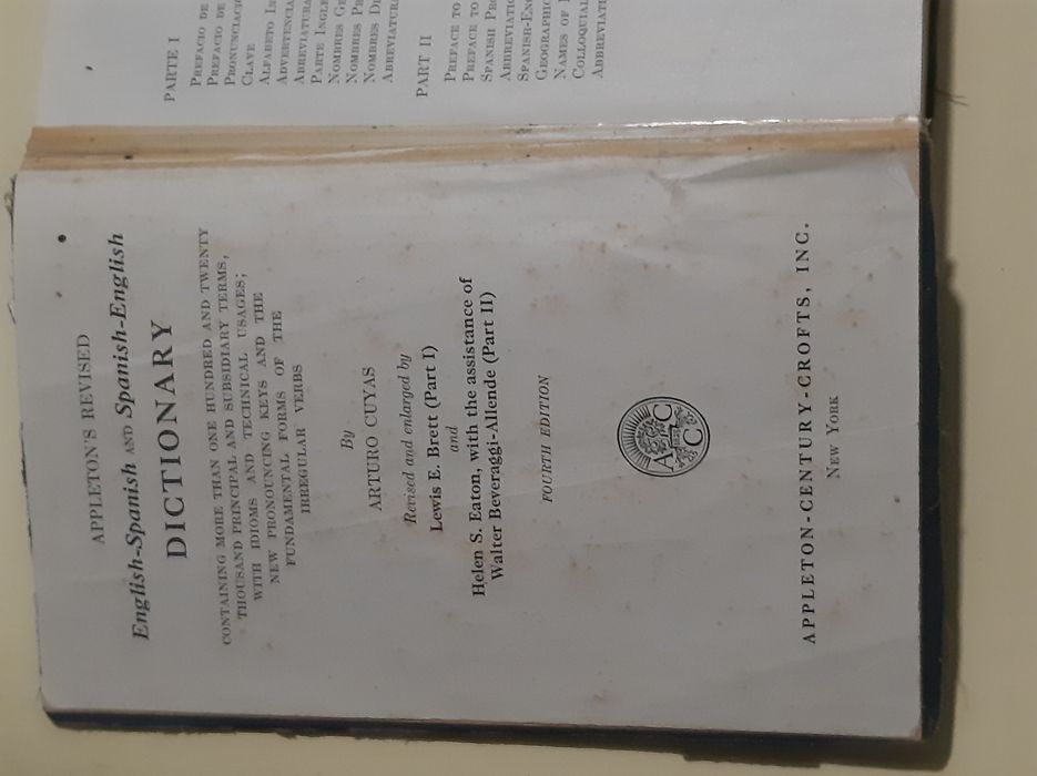 Словарь англо-испанский и сочинения в.в стасов 1952 г