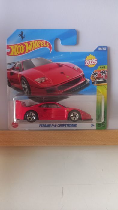 Ferrari f40 competizione hot wheels