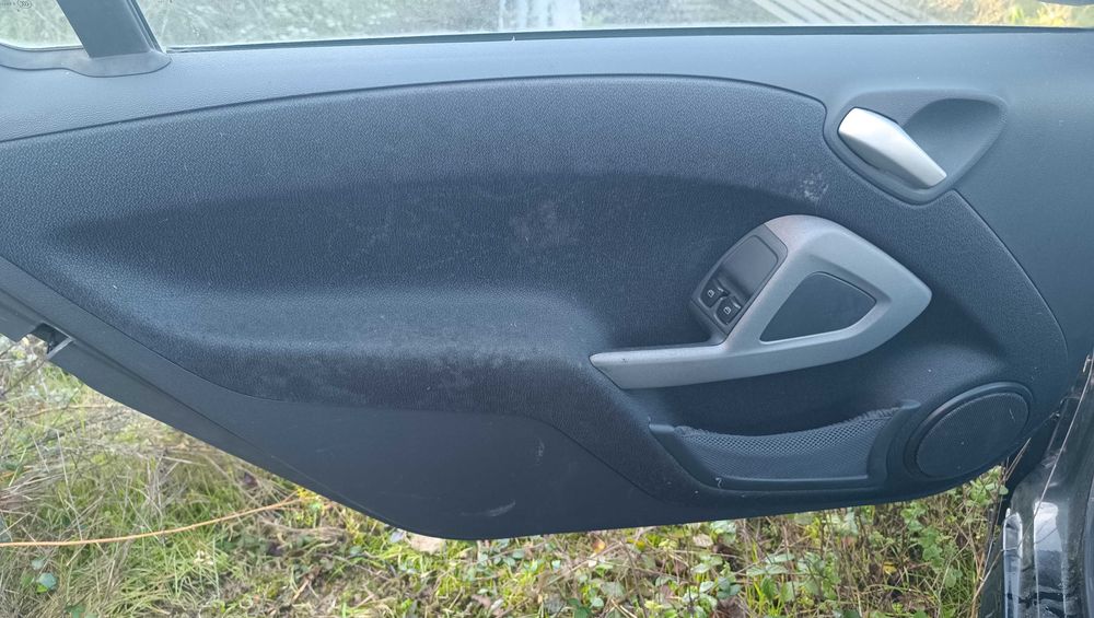 Bancos e forras de porta Smart w451