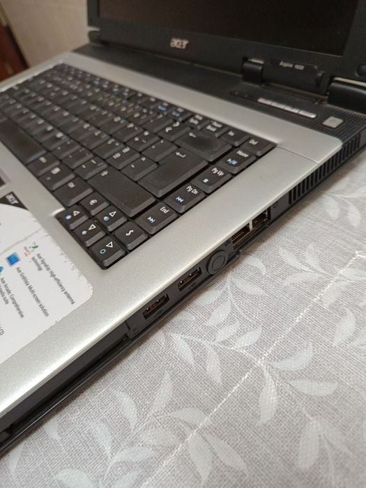Computador portátil acer