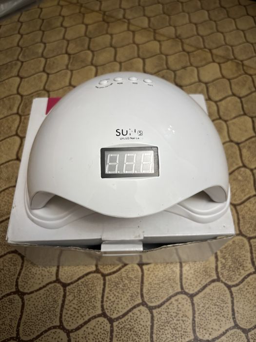 Лампа для манікюру