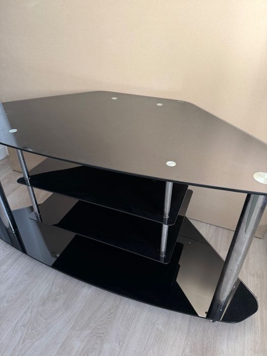 Rack para TV em vidro temperado preto