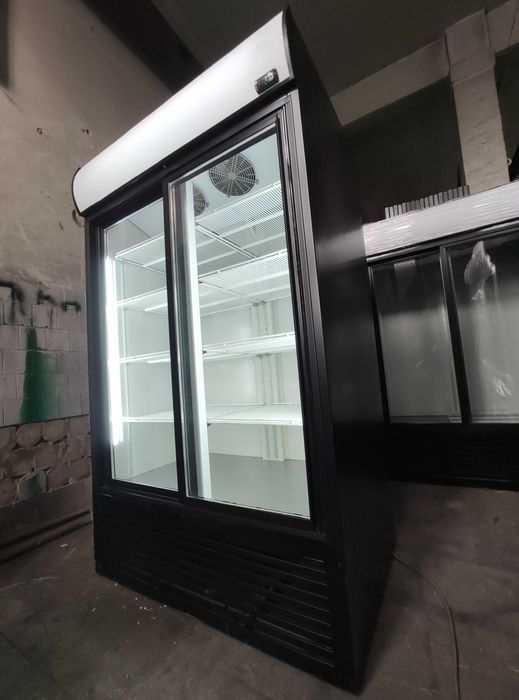 Холодильні шафи вітрини UBC SuperLarge білий, стан супер. Є сервіс!