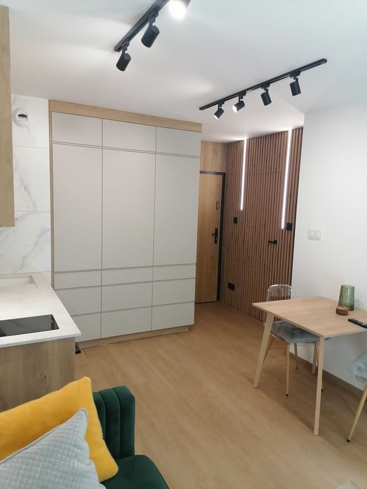 Kawalerka z osobną sypialnią/Pomorska 175/Łódź