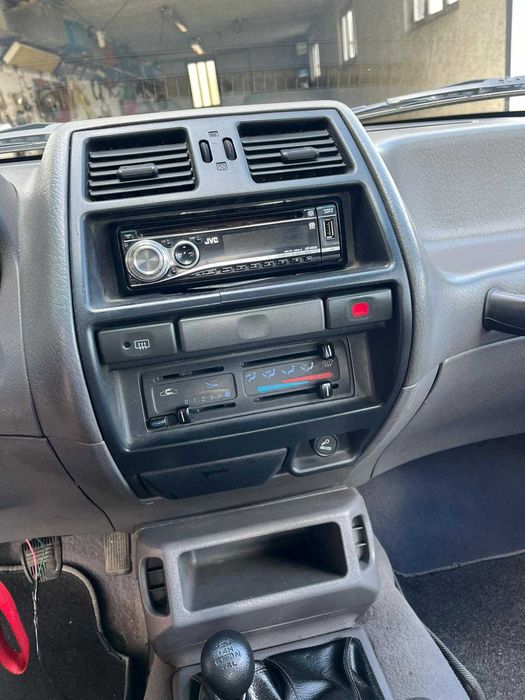 Nissan Terrano impecável