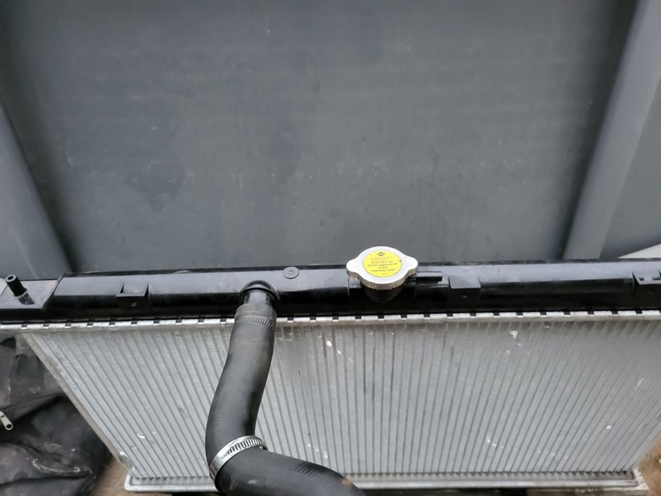 Chłodnica  wody Nissan Almera N16 1.5 1.8