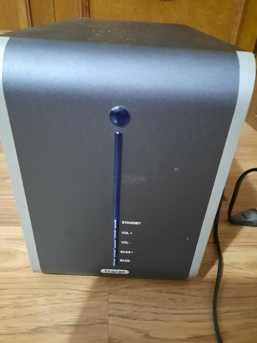 Subwoofer plus głośniki