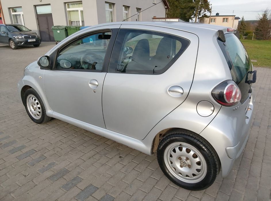 Toyota Aygo 1.0 68km_klimatyzacja_4drzwi