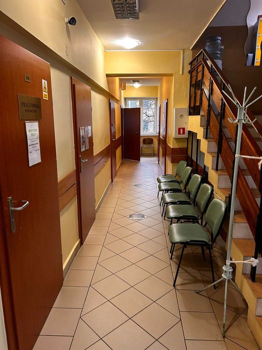 Budynek przystosowany pod przychodnię medyczną